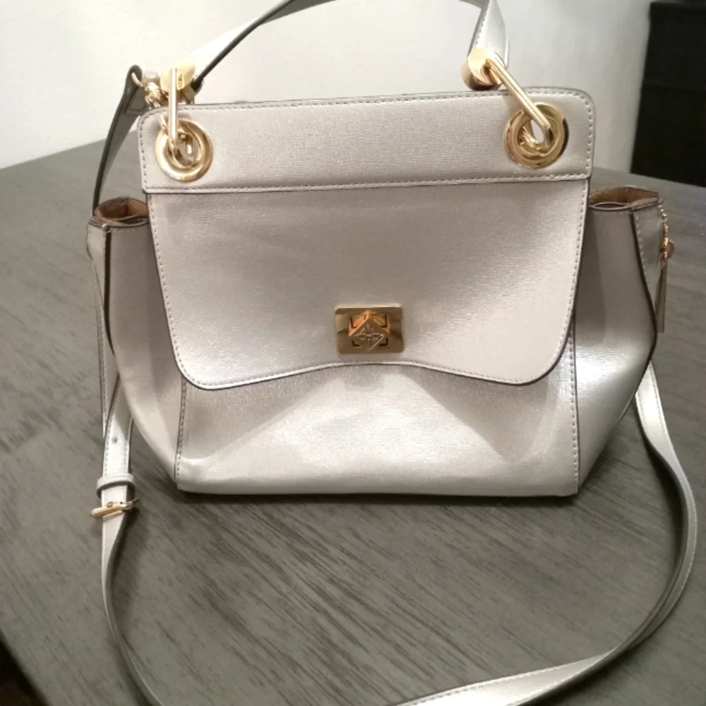 Antonio Melani Vegan Satchel Bag - Picture 2 of 9